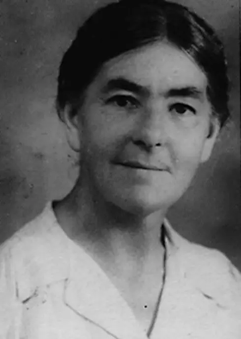 Dorothy Daintree 1940-1946